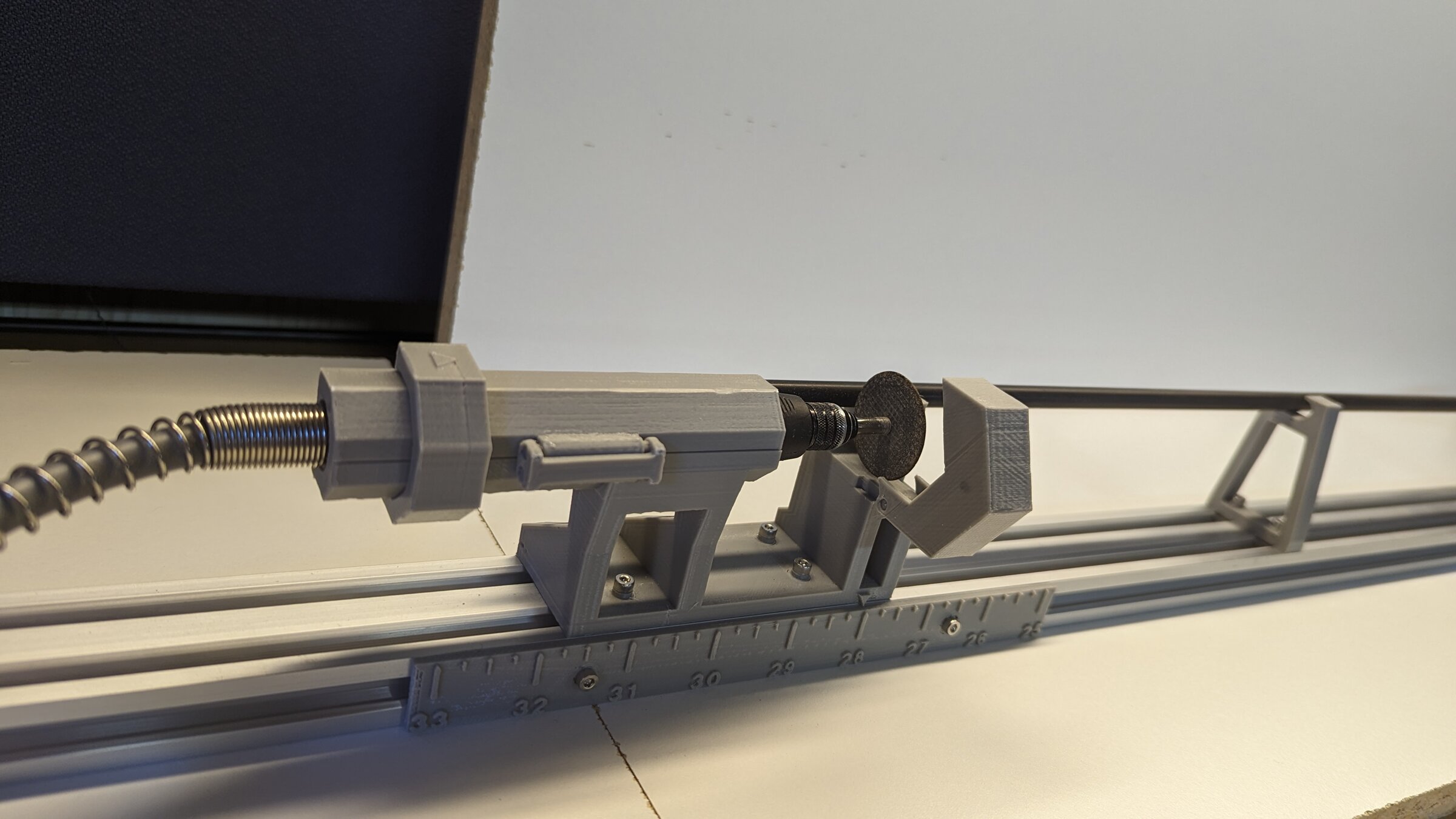 Arrow cutter print